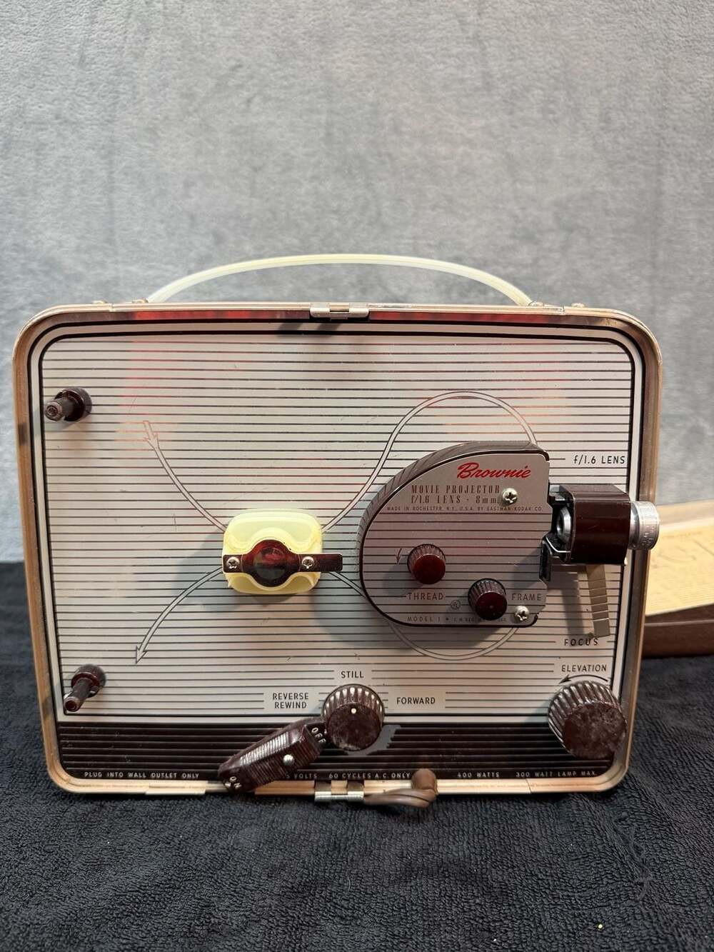TESTED Vintage Eastman Kodak Brownie 8mm Movie Projector Model 1 f/1.6 Lens